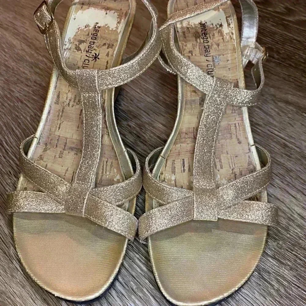 Gold Wedge Sandal - 8.5